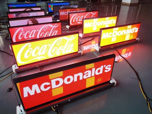 RGB 3D LEDスクリーンの屋外のフル カラーのLED表示板屋外P4.81 P3.91
